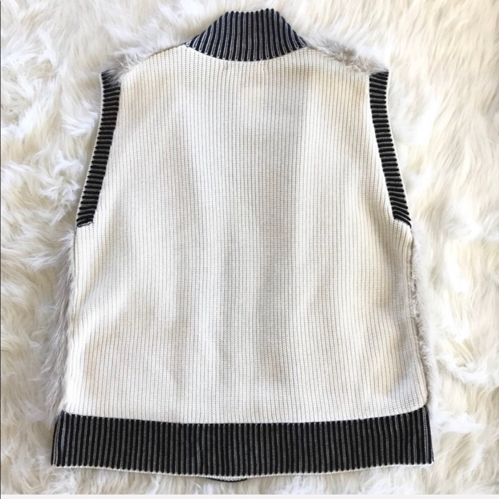 Banana Republic Faux Fur Knit Vest - Picture 2 of 3